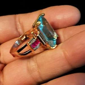 Big CZ Cubic Zircon Stone w/ Rose Gold Color Ring